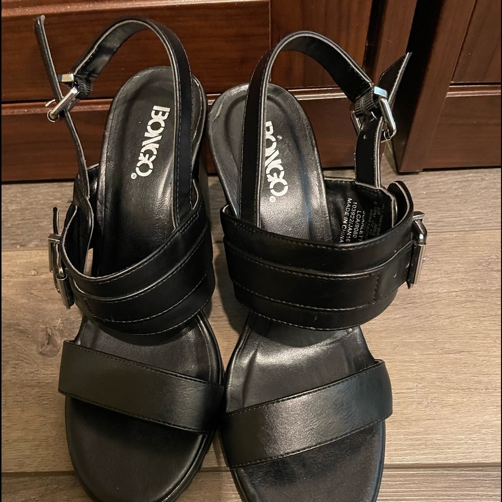 Bongo Women’ Vintage Shoes size 5.5